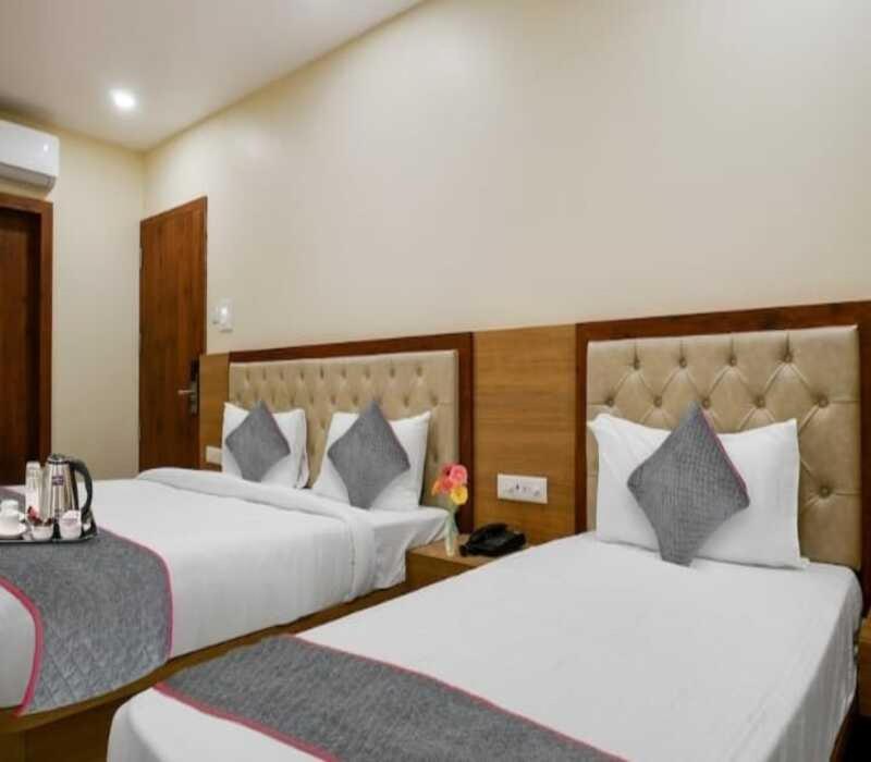 Nivedita Hotel - Varanasi — Photos 2